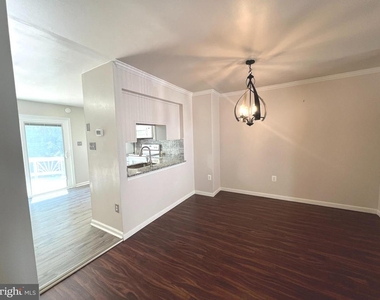 12102 Presidio Way - Photo Thumbnail 5