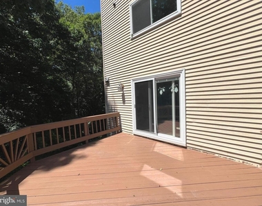 12102 Presidio Way - Photo Thumbnail 12