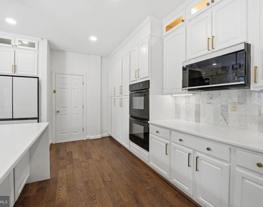 7273 Tinsley Way - Photo Thumbnail 15