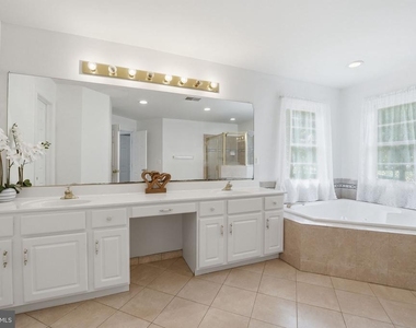 7273 Tinsley Way - Photo Thumbnail 26