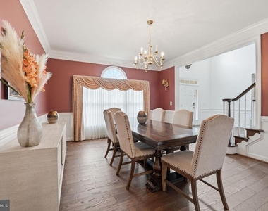 7273 Tinsley Way - Photo Thumbnail 17