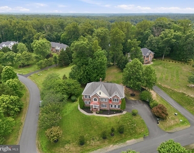 7273 Tinsley Way - Photo Thumbnail 5