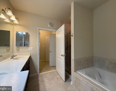 9720 Holmes Place - Photo Thumbnail 13