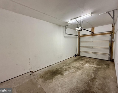 9720 Holmes Place - Photo Thumbnail 19