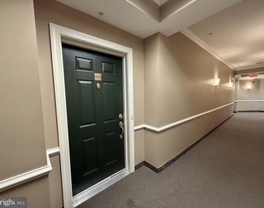 9720 Holmes Place - Photo Thumbnail 18