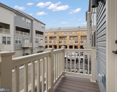 24230 Ullapool Terrace - Photo Thumbnail 2