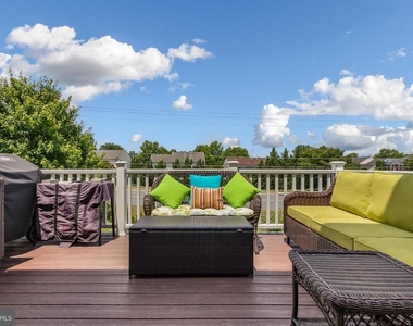 43284 Novi Terrace - Photo Thumbnail 11