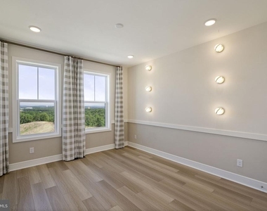 20799 Lamlash Terrace - Photo Thumbnail 14