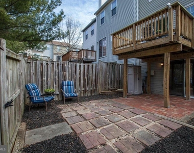 13915 Gunners Place - Photo Thumbnail 7