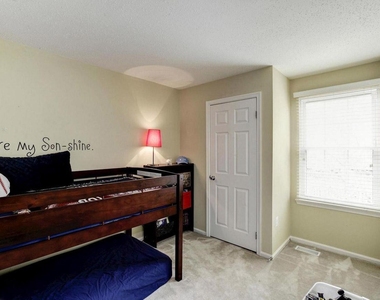 13915 Gunners Place - Photo Thumbnail 25