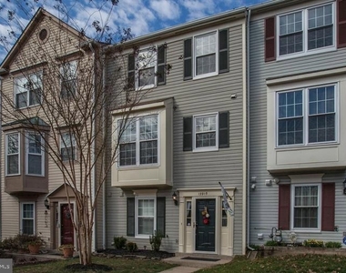 13915 Gunners Place - Photo Thumbnail 1