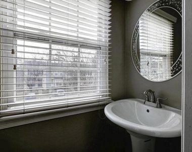 13915 Gunners Place - Photo Thumbnail 24