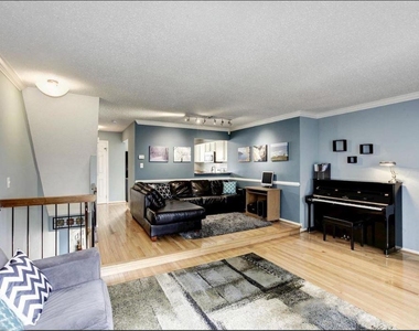 13915 Gunners Place - Photo Thumbnail 14