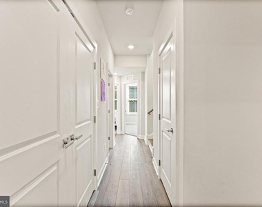 12973 Hattontown Square - Photo Thumbnail 15