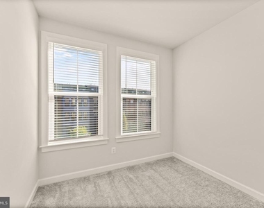 12973 Hattontown Square - Photo Thumbnail 12