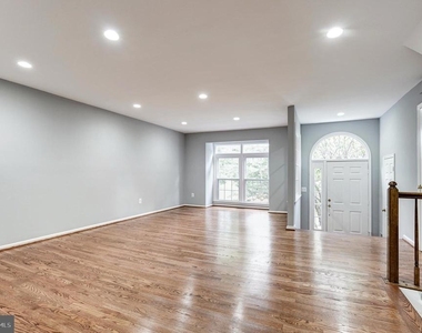 3827 Inverness Road - Photo Thumbnail 7