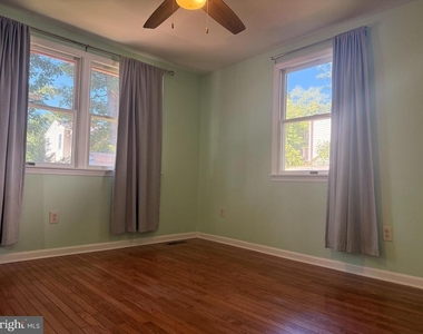 6927 Chestnut Avenue - Photo Thumbnail 12