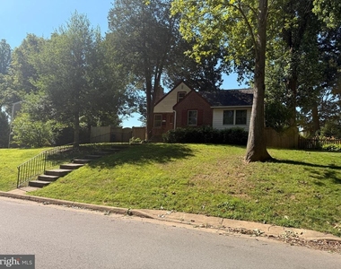 6927 Chestnut Avenue - Photo Thumbnail 30
