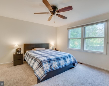 12601 Bayou Drive - Photo Thumbnail 6