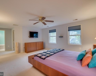 12601 Bayou Drive - Photo Thumbnail 19