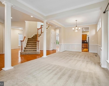 9063 Galvin Lane - Photo Thumbnail 4