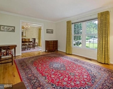 6522 Truman Lane - Photo Thumbnail 3