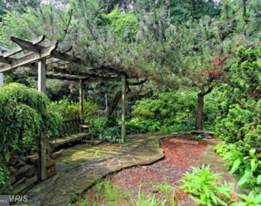 6522 Truman Lane - Photo Thumbnail 28