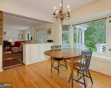 6522 Truman Lane - Photo Thumbnail 9