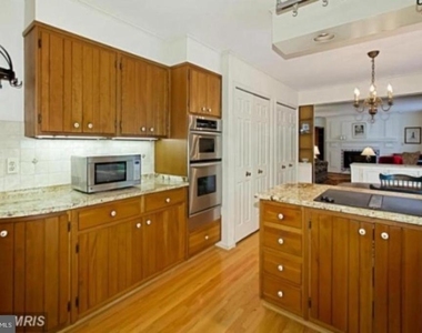 6522 Truman Lane - Photo Thumbnail 8