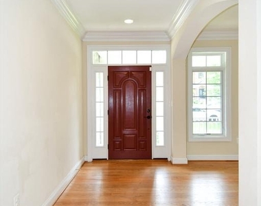 1924 Leonard Road - Photo Thumbnail 3