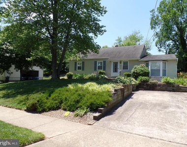 1820 Pimmit Drive - Photo Thumbnail 1