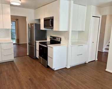 4834 King Solomon Drive - Photo Thumbnail 7