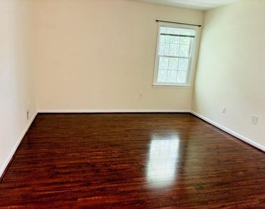 4834 King Solomon Drive - Photo Thumbnail 13