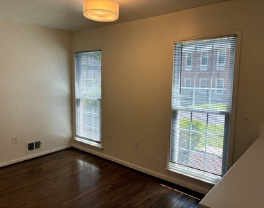 4834 King Solomon Drive - Photo Thumbnail 10