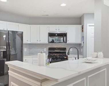 12461 Hayes Court - Photo Thumbnail 4