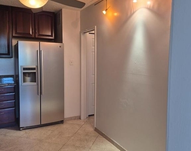 3705 S George Mason Drive - Photo Thumbnail 5