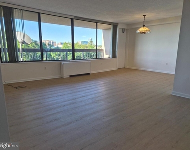 3705 S George Mason Drive - Photo Thumbnail 2