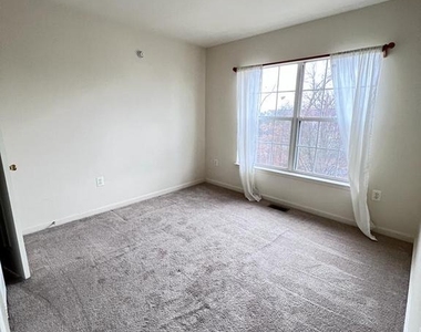 13205 Fox Ripple Lane - Photo Thumbnail 18