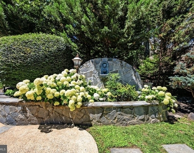1256 New Bedford Lane - Photo Thumbnail 8