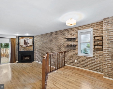 2137 Whisper Way - Photo Thumbnail 10