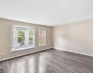 2137 Whisper Way - Photo Thumbnail 15