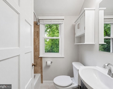 5935 Williamsburg Road - Photo Thumbnail 9