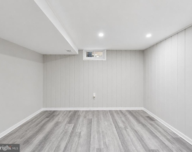 5935 Williamsburg Road - Photo Thumbnail 10