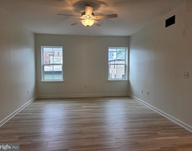 102 Hanover Street - Photo Thumbnail 6
