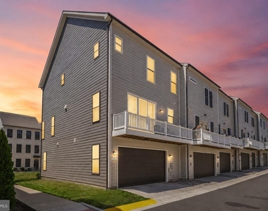 283 Willis Street - Photo Thumbnail 1