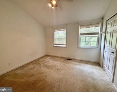 4850 10th Street S - Photo Thumbnail 6