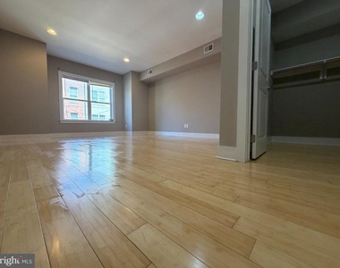 621 12th Street - Photo Thumbnail 21