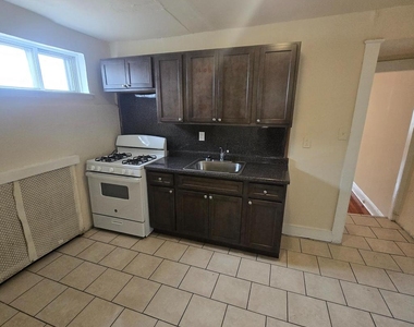 4672 Stenton Avenue - Photo Thumbnail 1