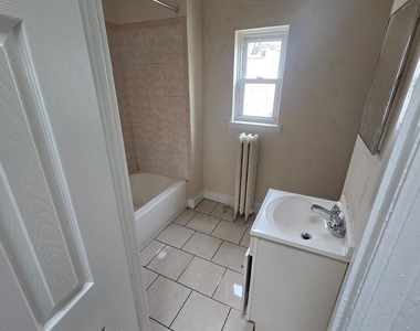 4672 Stenton Avenue - Photo Thumbnail 10