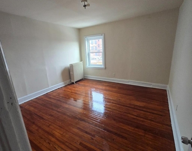 4672 Stenton Avenue - Photo Thumbnail 11